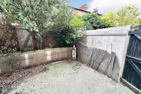 7 Shuttleworth Road, Preston, PR1 6DA