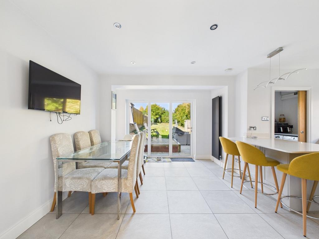 Breakfast Room