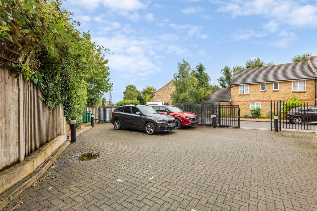 Merlin House, W4 - FOR SALE
