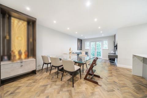 2 bedroom flat for sale, Woodlands Road, Chislehurst, BR1