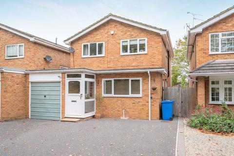Eton Road, Datchet
