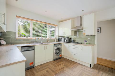 undefined, Eton Road, Datchet