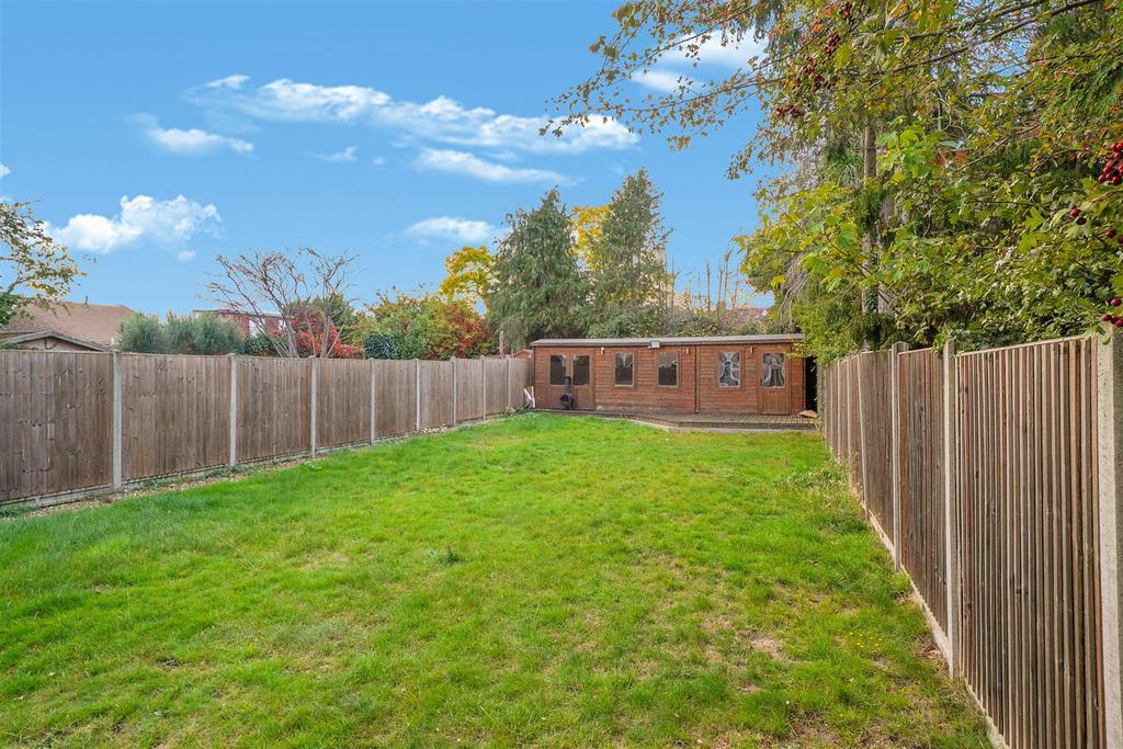 31 Edwards Avenue - z H4 JFc9 Ovazw Eu Nf Hr Bz.jpg