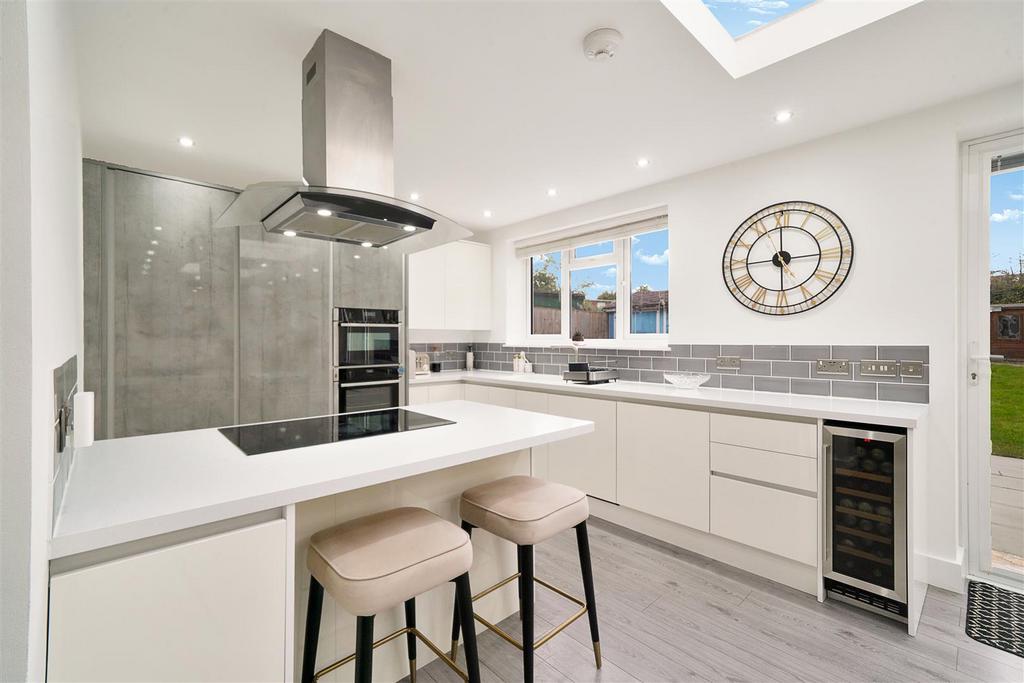 31 Edwards Avenue - SEbe5 TPz NLTp EXYVIWLZ.jpg