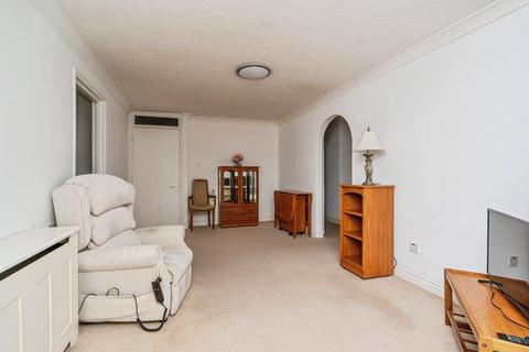 2 bedroom retirement property for sale, St Christophers Gardens, Ascot SL5