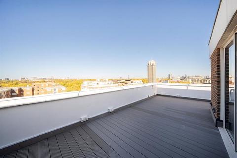 4 bedroom flat to rent, Ennismore Gardens, London SW7