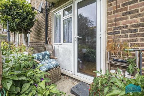 undefined, Oakleigh Park North, London, N20