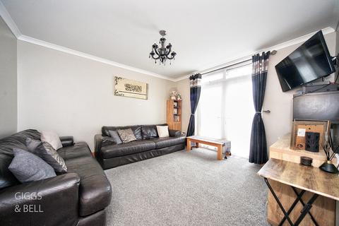 undefined, Luton, Bedfordshire, LU3