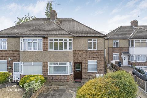 44 Walden Way, Ilford, IG6 3BH