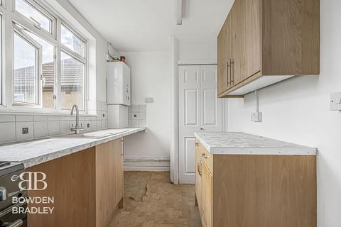 44 Walden Way, Ilford, IG6 3BH