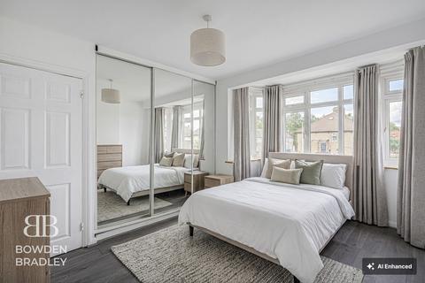 44 Walden Way, Ilford, IG6 3BH