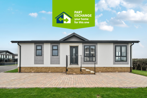 2 bedroom park home for sale, Milford-On-Sea, Hampshire, SO41