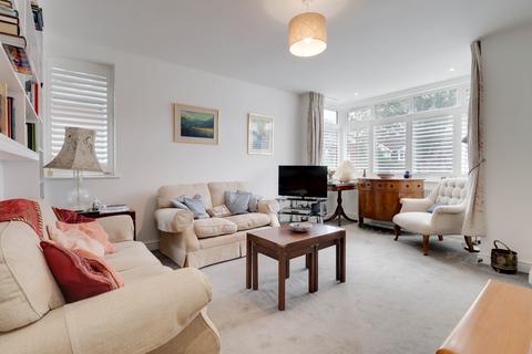 2 bedroom detached house for sale, Laburnum Grove, Chiswell Green, St Albans, AL2
