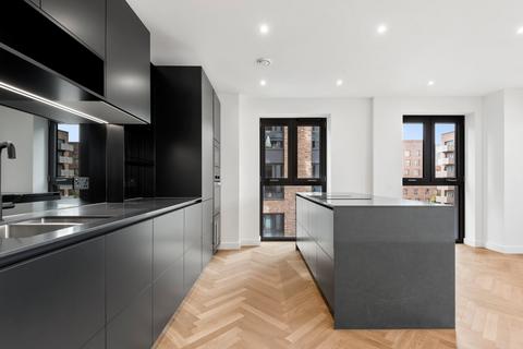 2 bedroom flat to rent, Emperor Point, Dragonfly Walk, London
