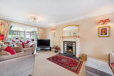4 Church Meadows, Bramham, Wetherby, LS23 6TF
