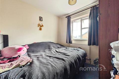 8 Burwell Close, Lower Earley, Reading, RG6 4BB