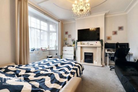 2 bedroom maisonette for sale, Radnor Avenue, Harrow