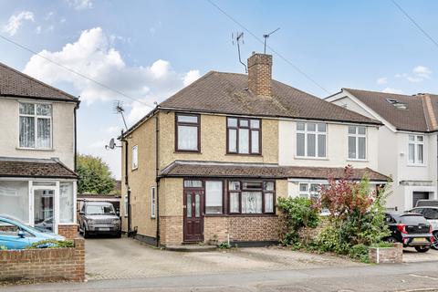 Scotland Bridge Road, New Haw, KT15