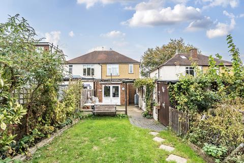 undefined, Scotland Bridge Road, New Haw, KT15