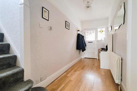 5 bedroom semi-detached house for sale, Warwick Road, Acocks Green, Birmingham