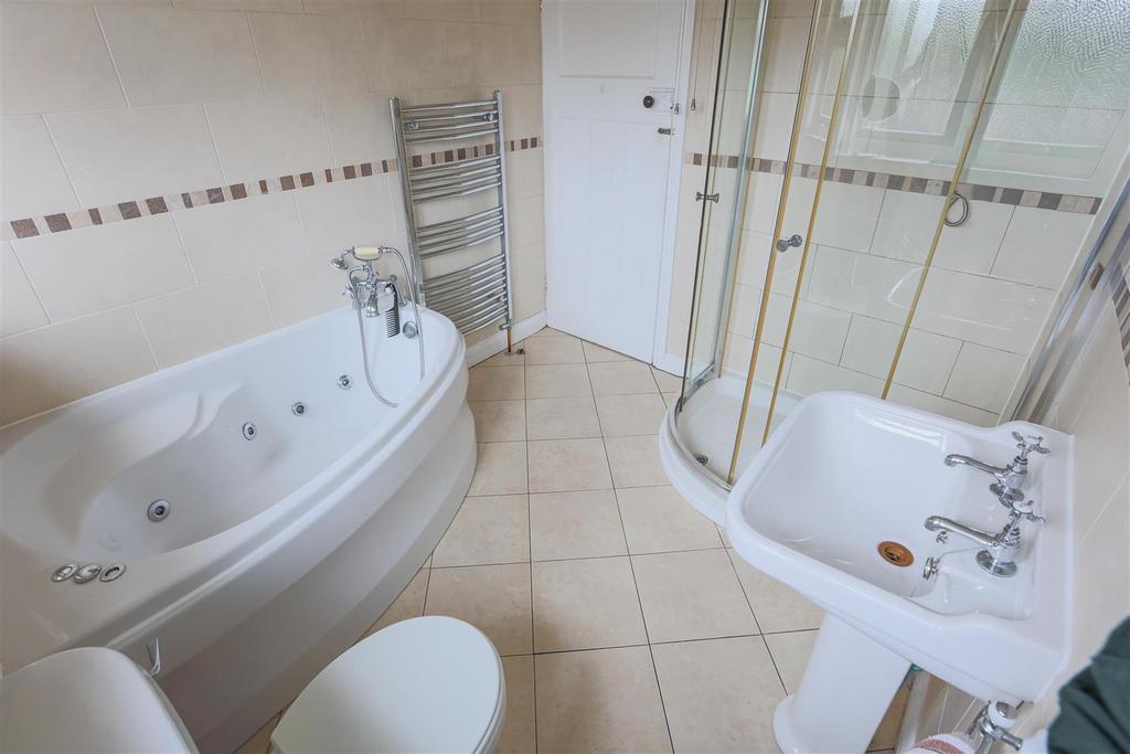 1018 Warwick Rd 18 .jpg