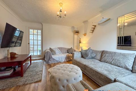3 bedroom detached house for sale, Bristol Close, 1 NG24
