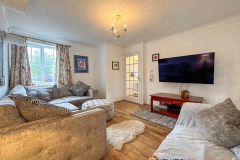 3 bedroom detached house for sale, Bristol Close, 1 NG24