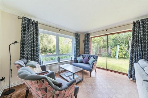 4 bedroom detached house for sale, Dolphin Close, Haslemere