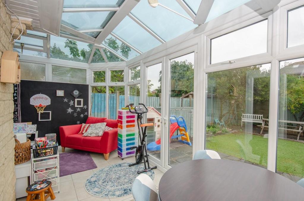 Conservatory pic 2.jpg
