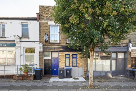 3 bedroom maisonette for sale, NW10 9LN