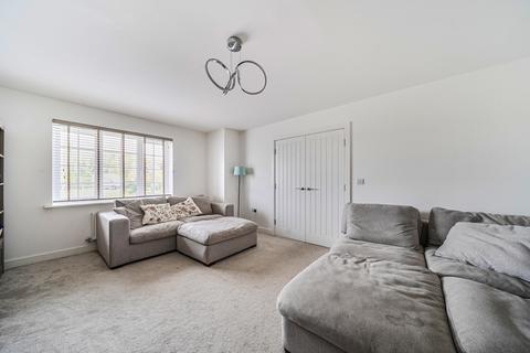 undefined, Dillmount Drive, Walton-On-Thames, Surrey, KT12