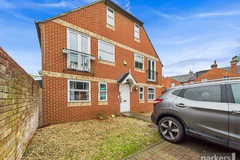 Wokingham Road, Berkshire RG6