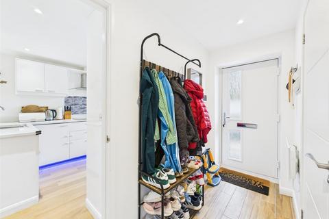 3 bedroom semi-detached house for sale, Beverley Road, Whyteleafe CR3