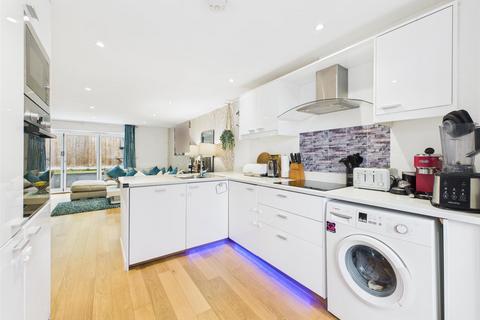 3 bedroom semi-detached house for sale, Beverley Road, Whyteleafe CR3