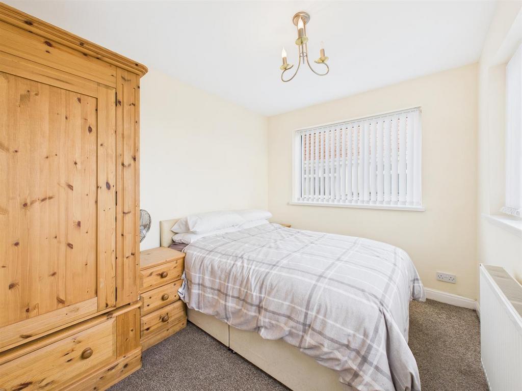 Bedroom: