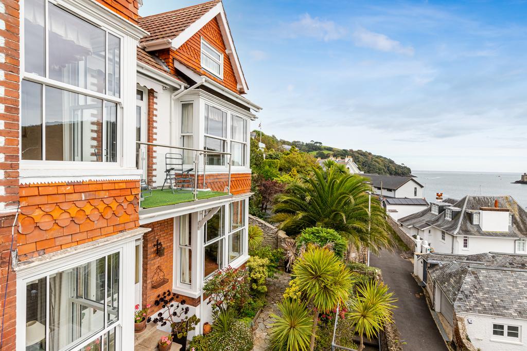 6 Fairwinds Front Beacon Road Kingswear - 250929