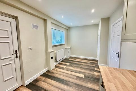 3 Windsor Crescent, Oakworth, Keighley, BD22 7PQ
