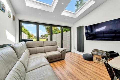 undefined, Aspen Close, W5