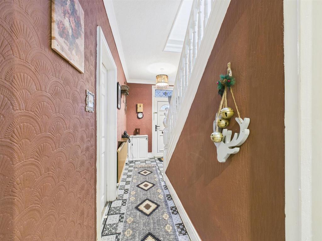 Hallway.jpg