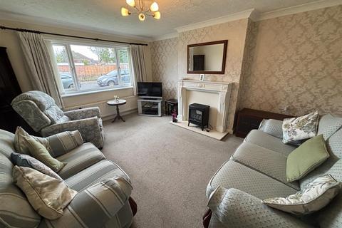 2 bedroom flat for sale, Bursdon Court, Glenfield Border