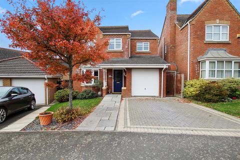 undefined, Walnut Tree Court, Higham Ferrers, Rushden