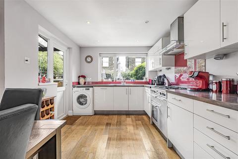 4 bedroom semi-detached house for sale, Osborne Road, Kingston Upon Thames KT2
