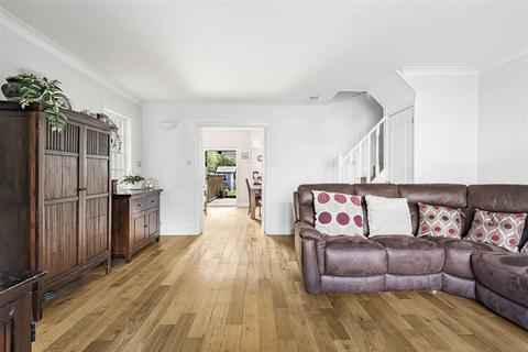 4 bedroom semi-detached house for sale, Osborne Road, Kingston Upon Thames KT2