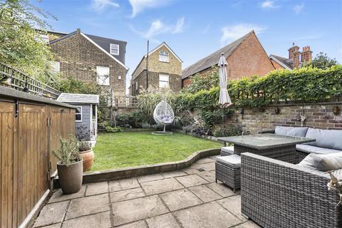 4 bedroom semi-detached house for sale, Osborne Road, Kingston Upon Thames KT2