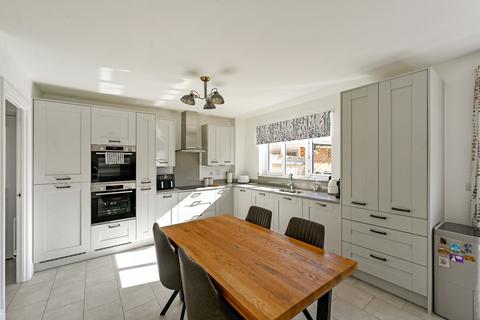4 bedroom detached house for sale, Bramley Grove, Tenterden, Kent, TN30