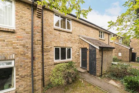undefined, Milford Mews, London SW16