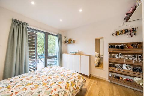 1 bedroom flat for sale, Fermoy Road, Maida Hill, London, W9
