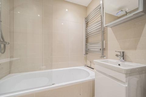 Studio to rent, Charlwood Street, Pimlico, London, SW1V