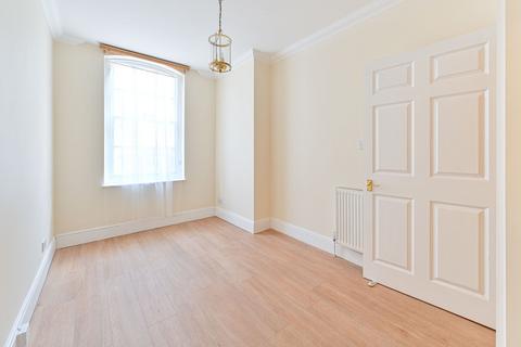 2 bedroom flat for sale, Priory House, Folgate Street, Spitalfields, London, E1