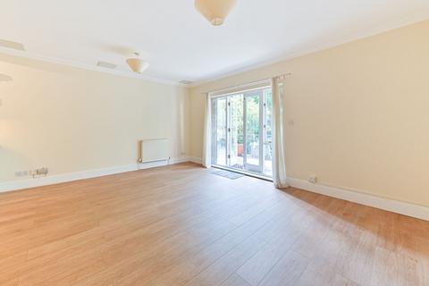 2 bedroom flat for sale, Priory House, Folgate Street, Spitalfields, London, E1